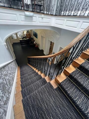 Antrobus Hotel Amesbury Eksteriør bilde