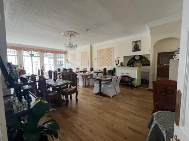Antrobus Hotel Amesbury Eksteriør bilde
