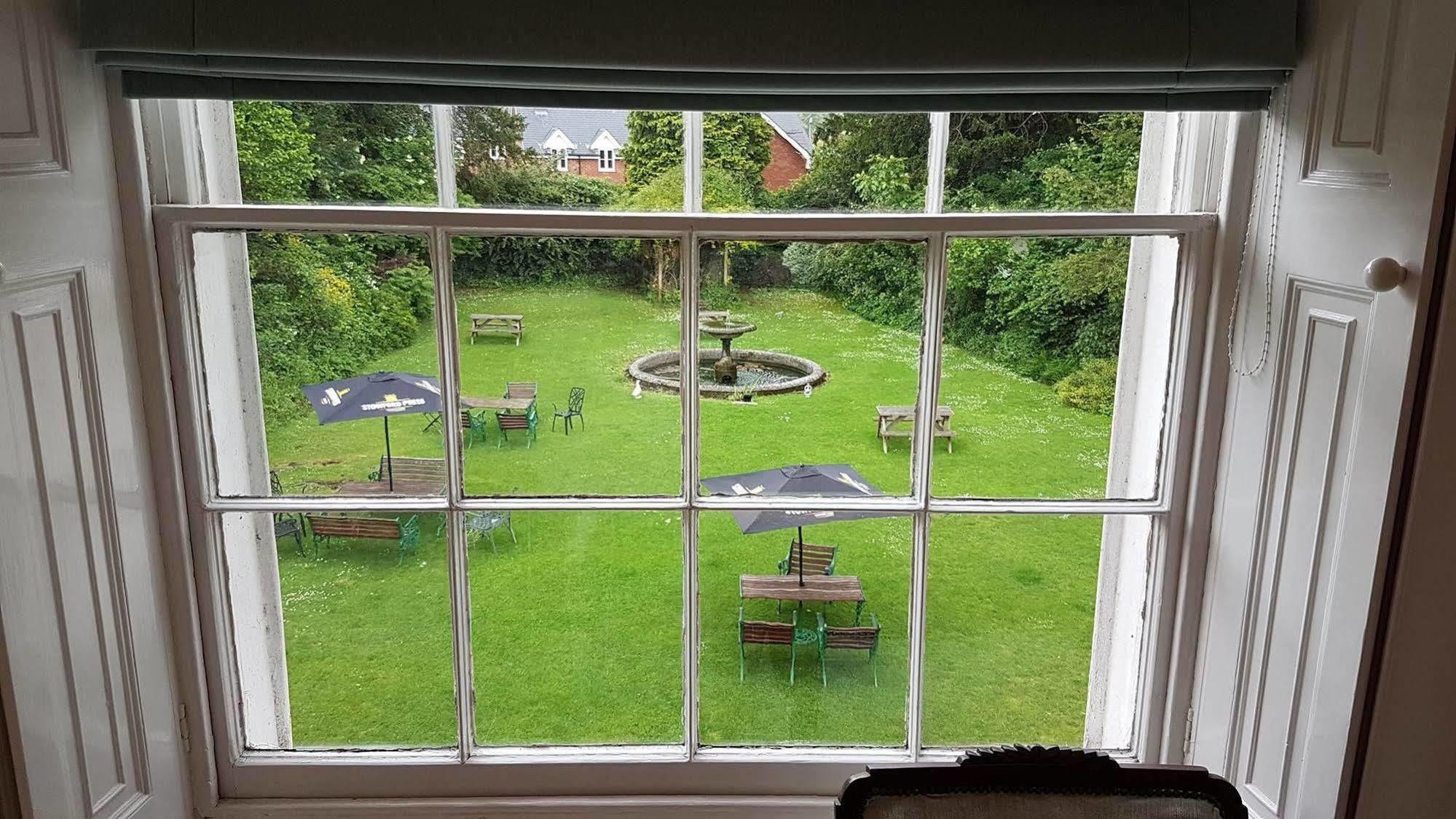 Antrobus Hotel Amesbury Eksteriør bilde